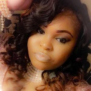 Meet your Posher, Briana